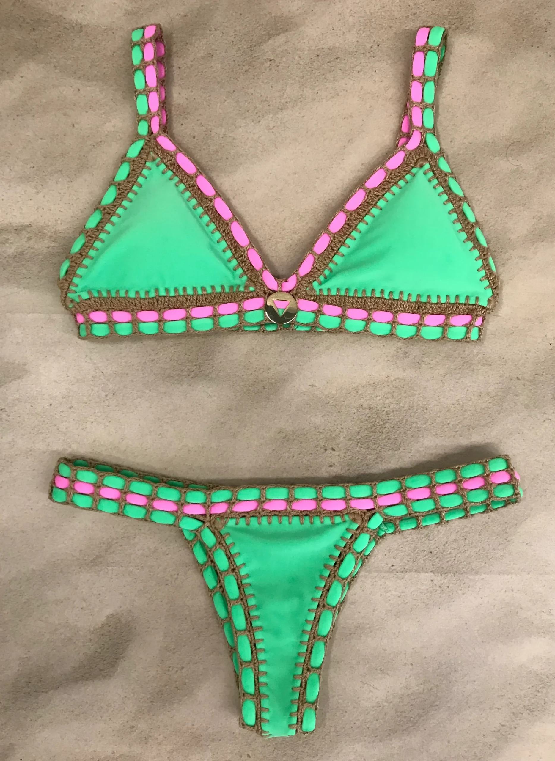 Biquinidecrocheverde-bronze_1